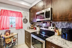 2300 SW 22nd Ave, Delray Beach, FL 33445 - Photo 10