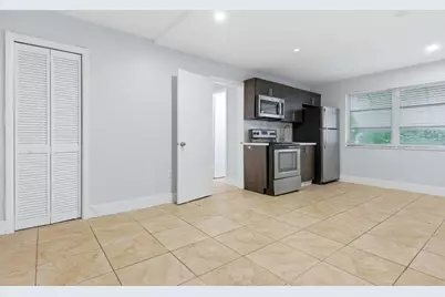 1964 NE 172nd Street #5, North Miami Beach, FL 33162 - Photo 4