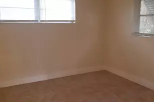 1964 NE 172nd St, North Miami Beach, FL 33162 - Photo 4