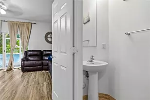 8146 SW 17th Ct, North Lauderdale, FL 33068 - Photo 14