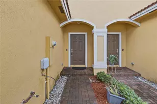 8146 SW 17th Ct, North Lauderdale, FL 33068 - Photo 4