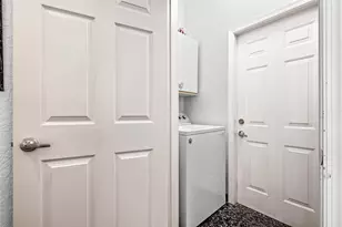 3274 NW 22nd Ave, Oakland Park, FL 33309 - Photo 22