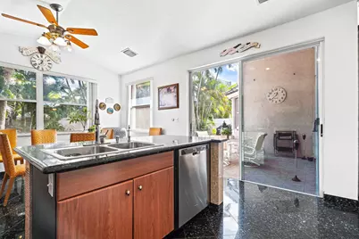 3274 NW 22nd Avenue, Oakland Park, FL 33309 - Photo 8