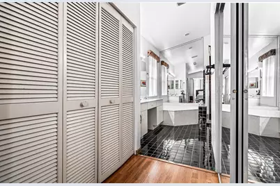 3274 NW 22nd Avenue, Oakland Park, FL 33309 - Photo 12