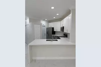 5473 NW 90th Avenue, Sunrise, FL 33351 - Photo 4