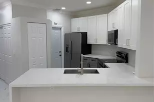 5473 NW 90th Ave, Sunrise, FL 33351 - Photo 4