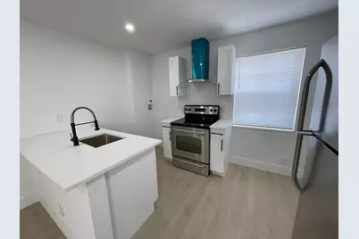 1015 NE 17th Avenue #203, Fort Lauderdale, FL 33304 - Photo 2