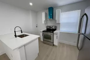 1015 NE 17th Ave, Fort Lauderdale, FL 33304 - Photo 2