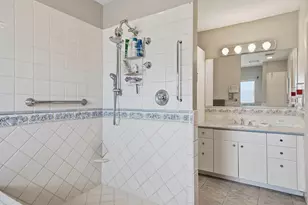 707 N North Lake Dr, Hollywood, FL 33019 - Photo 20