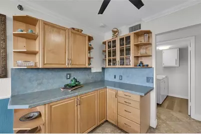 105 Lake Emerald Drive #711, Oakland Park, FL 33309 - Photo 12