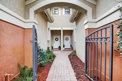 4134 Forest Drive, Weston, FL 33332 - Photo 10