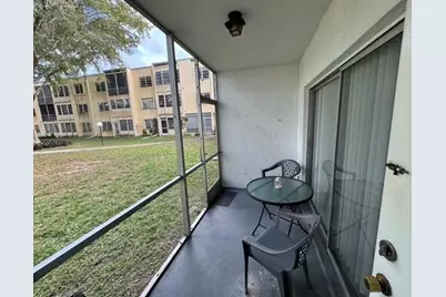 351 Cambridge Road #104, Hollywood, FL 33024 - Photo 14