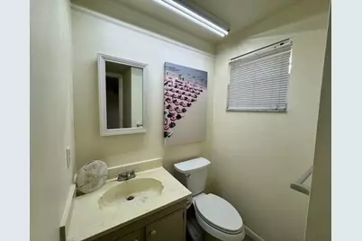 351 Cambridge Road #104, Hollywood, FL 33024 - Photo 12