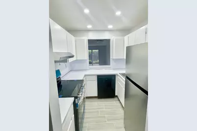 1021 Mockingbird Lane #114, Plantation, FL 33324 - Photo 6