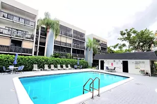 1021 Mockingbird Ln, Plantation, FL 33324 - Photo 1