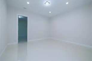 5660 Lago Del Sol Dr, Lake Worth, FL 33449 - Photo 30