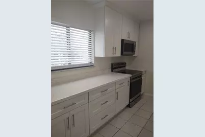 130 NW 70th Street #202, Boca Raton, FL 33487 - Photo 2