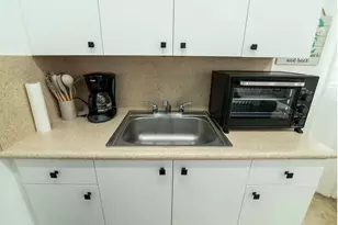 3230 NE 13th St, Pompano Beach, FL 33062 - Photo 4