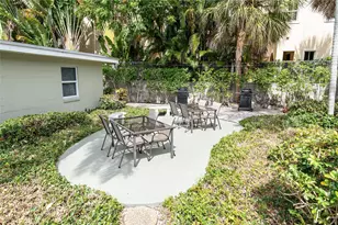 3230 NE 13th St, Pompano Beach, FL 33062 - Photo 10