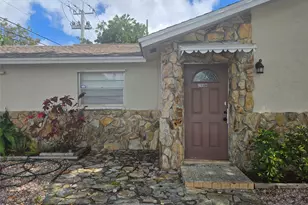 296 Alemeda Dr, Palm Springs, FL 33461 - Photo 30