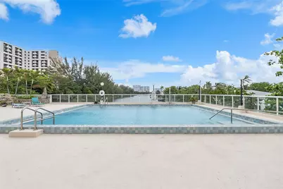 3000 Holiday Drive #1801, Fort Lauderdale, FL 33316 - Photo 26