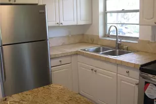 5162 NE 6th Ave, Oakland Park, FL 33334 - Photo 2