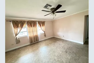 8870 Taft Street, Pembroke Pines, FL 33024 - Photo 6