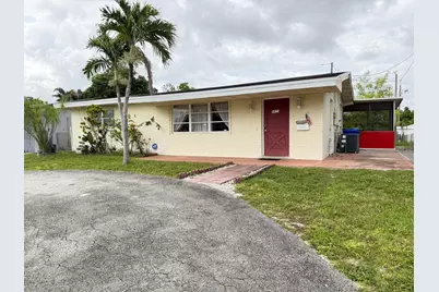 8870 Taft Street, Pembroke Pines, FL 33024 - Photo 1