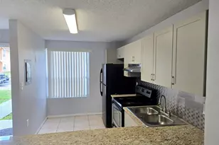 8100 SW 21st Ct, Miramar, FL 33025 - Photo 4