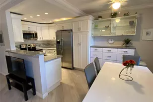 1039 Berkshire B, Deerfield Beach, FL 33442 - Photo 4