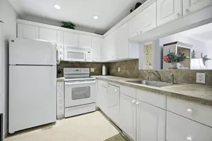 4000 N Hills Dr, Hollywood, FL 33021 - Photo 8