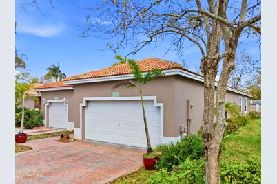 2920 E Aragon #3, Sunrise, FL 33313 - Photo 1