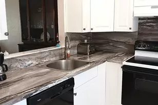 1035 Country Club Dr, Margate, FL 33063 - Photo 6