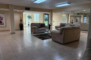 8900 Washington Blvd, Pembroke Pines, FL 33025 - Photo 20