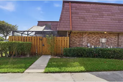 7600 Courtyard Run, Boca Raton, FL 33433 - Photo 1