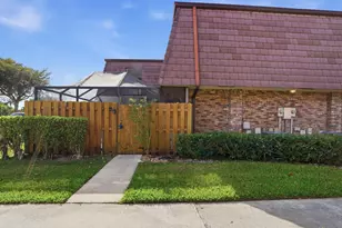 7600 Courtyard Run, Boca Raton, FL 33433 - Photo 1