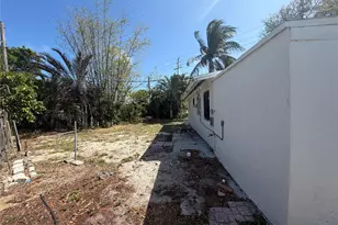 929 SW 10th Ave, Delray Beach, FL 33444 - Photo 32