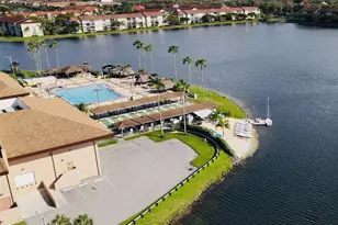 551 SW 135th Ave, Pembroke Pines, FL 33027 - Photo 30