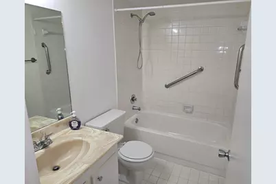 551 SW 135 Avenue #216b, Pembroke Pines, FL 33027 - Photo 10