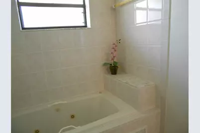 3980 NW 114th Avenue, Coral Springs, FL 33065 - Photo 10