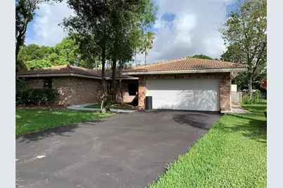 3980 NW 114th Avenue, Coral Springs, FL 33065 - Photo 2