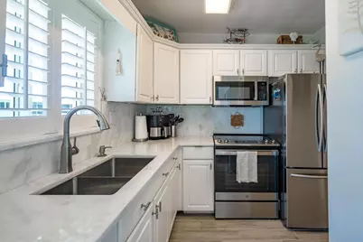 2100 NE 38th Street #229, Lighthouse Point, FL 33064 - Photo 6