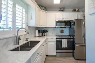 2100 NE 38th St, Lighthouse Point, FL 33064 - Photo 6