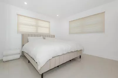 825 Argonaut Isle, Dania Beach, FL 33004 - Photo 16