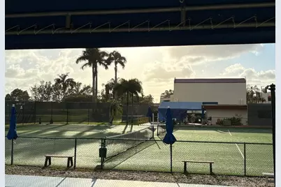 8900 Washington Boulevard #409, Pembroke Pines, FL 33025 - Photo 14