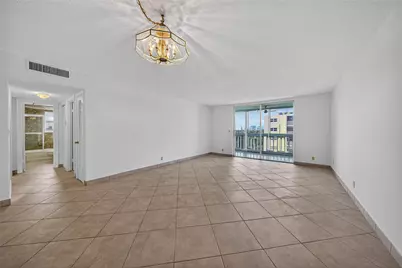 610 NE 12th Avenue #601, Hallandale Beach, FL 33009 - Photo 6