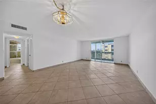610 NE 12th Ave, Hallandale Beach, FL 33009 - Photo 4