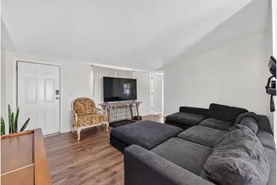 100 NW 217th Terrace, Pembroke Pines, FL 33029 - Photo 6