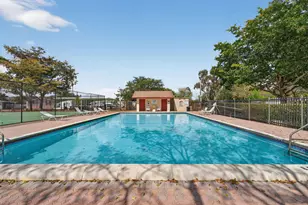 100 NW 217th Terrace, Pembroke Pines, FL 33029 - Photo 16