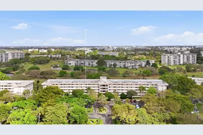 3850 Oaks Clubhouse Drive #408, Pompano Beach, FL 33069 - Photo 40